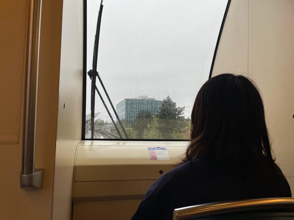 スカイトレインの先頭